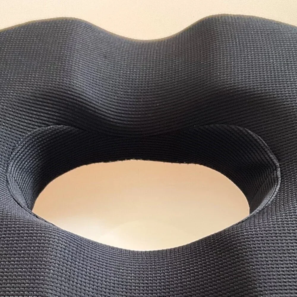 NEW 5 STAR UNITED DONUT PILLOW UNISEX